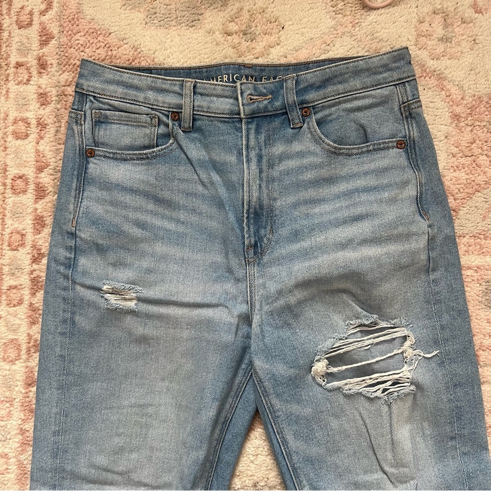 American Eagle Outfitters Light Blue High Rise Mom Straight Jeans size women’s 8 - Picture 4 of 7